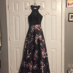 Black Floral Prom Dress!